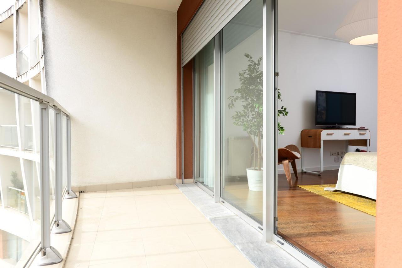 New Loft With Swimming Pool At Parque Das Nacoes! Лиссабон Экстерьер фото