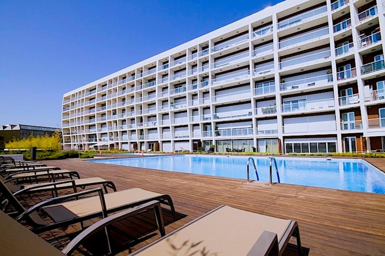 New Loft With Swimming Pool At Parque Das Nacoes! Лиссабон Экстерьер фото